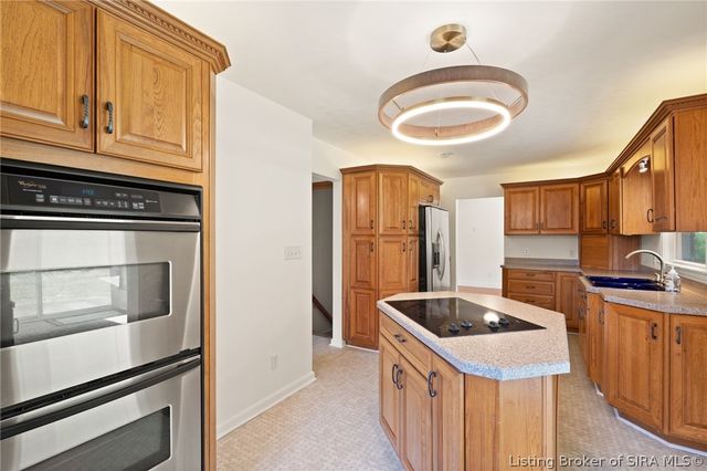 3726 Flemar Drive, Floyds Knobs, IN 47119