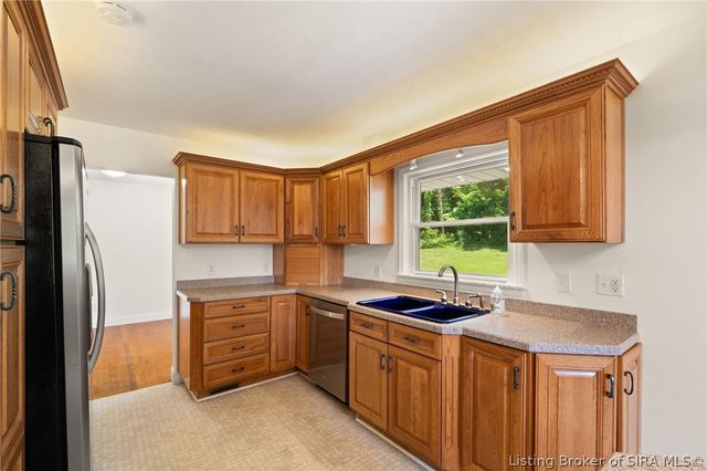 3726 Flemar Drive, Floyds Knobs, IN 47119