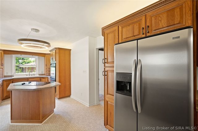 3726 Flemar Drive, Floyds Knobs, IN 47119