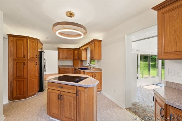 3726 Flemar Drive, Floyds Knobs, IN 47119