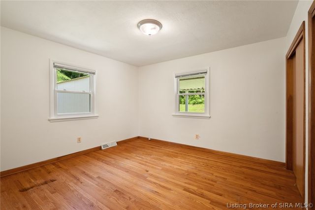 3726 Flemar Drive, Floyds Knobs, IN 47119