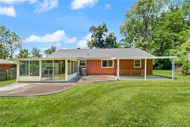 3726 Flemar Drive, Floyds Knobs, IN 47119