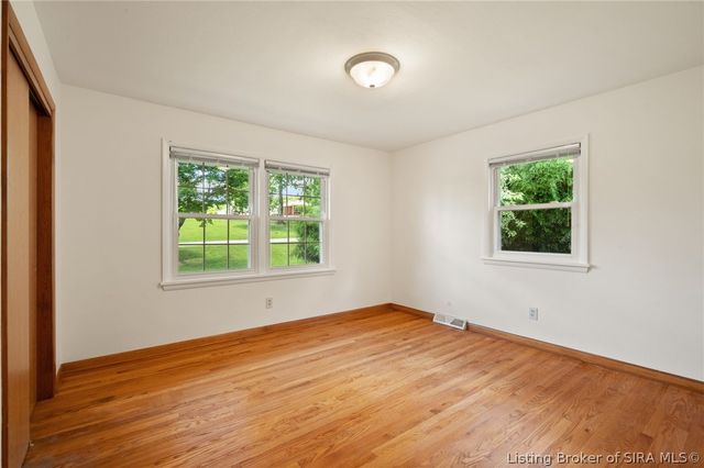 3726 Flemar Drive, Floyds Knobs, IN 47119