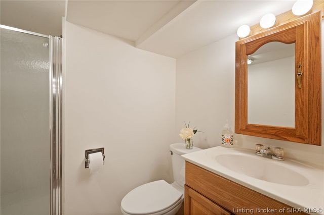 3726 Flemar Drive, Floyds Knobs, IN 47119