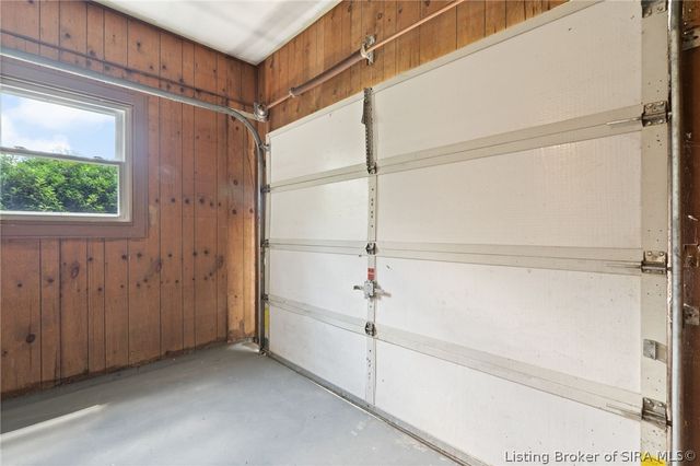 3726 Flemar Drive, Floyds Knobs, IN 47119