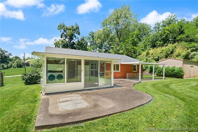 3726 Flemar Drive, Floyds Knobs, IN 47119