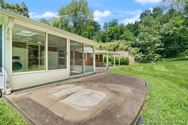 3726 Flemar Drive, Floyds Knobs, IN 47119