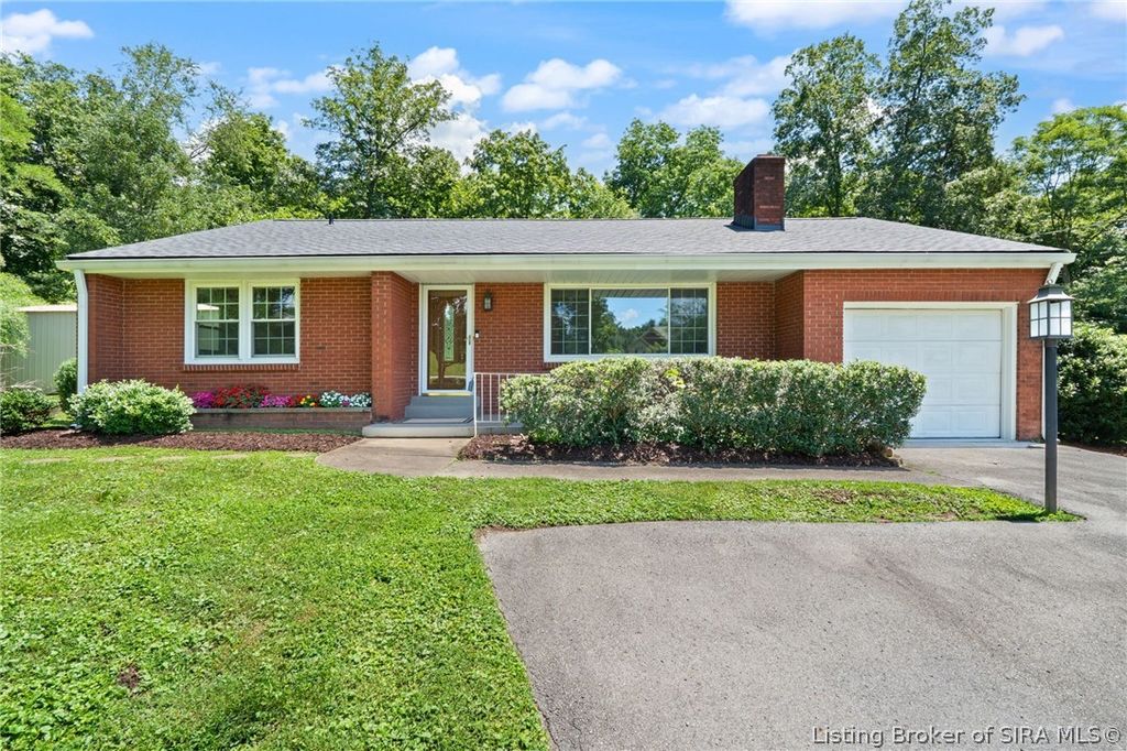 3726 Flemar Drive, Floyds Knobs, IN 47119