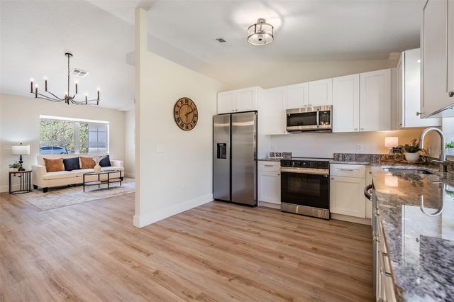 15316 17TH STREET, Dade City, FL 33523