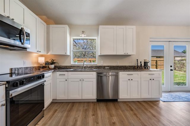 15316 17TH STREET, Dade City, FL 33523