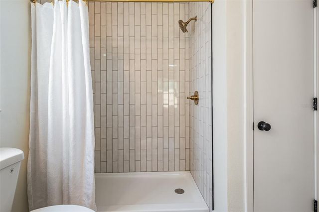 15316 17TH STREET, Dade City, FL 33523