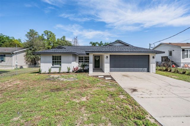 15316 17TH STREET, Dade City, FL 33523