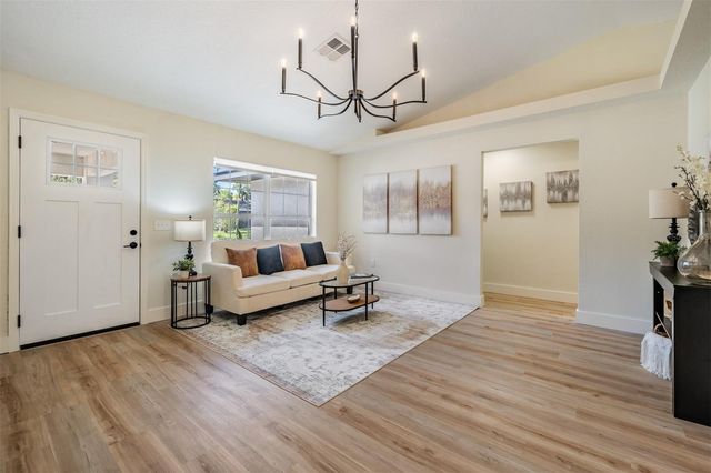 15316 17TH STREET, Dade City, FL 33523