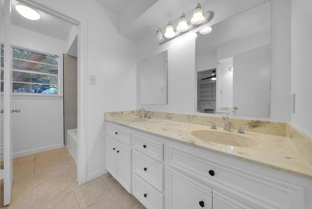 10806 Creektree Drive, Houston, TX 77070