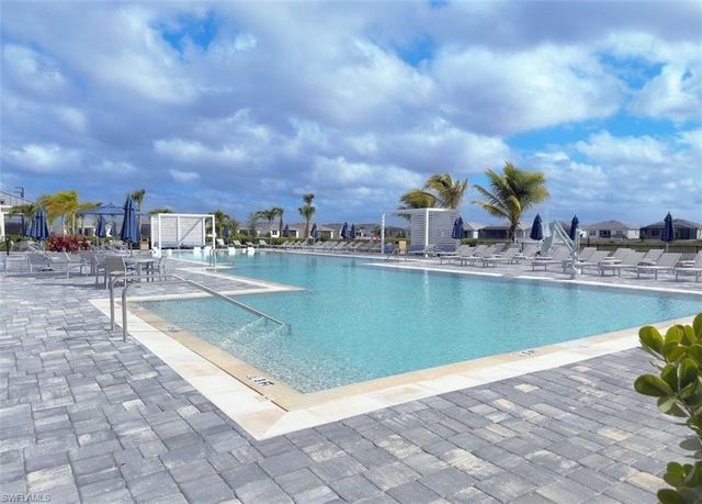 9077 Wisteria WAY, Naples, FL 34114