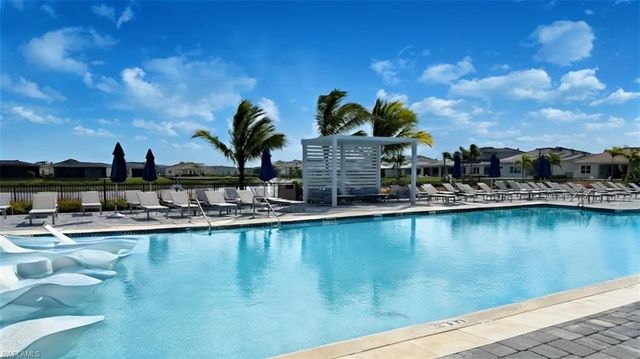 9077 Wisteria WAY, Naples, FL 34114