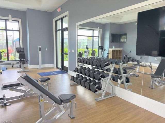 9077 Wisteria WAY, Naples, FL 34114