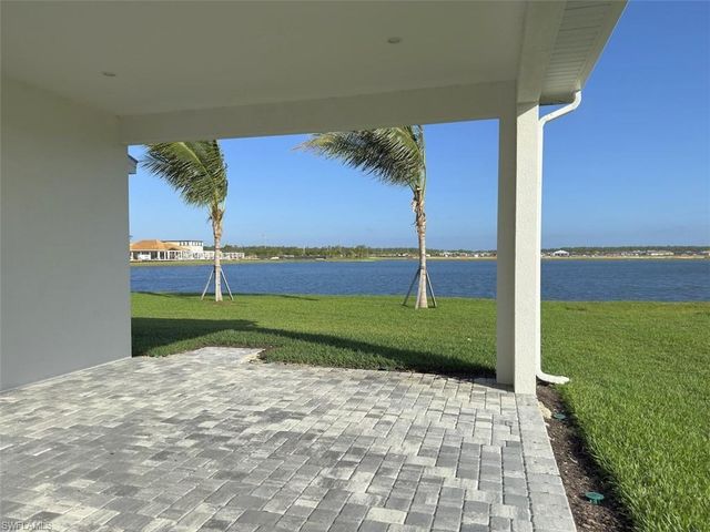 9077 Wisteria WAY, Naples, FL 34114