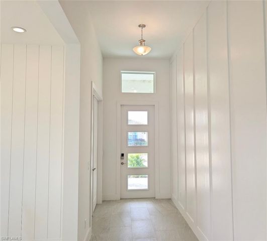 9077 Wisteria WAY, Naples, FL 34114