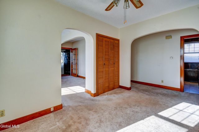 1401 Midline Road, Amsterdam, NY 12010