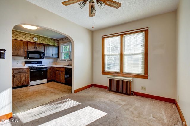 1401 Midline Road, Amsterdam, NY 12010