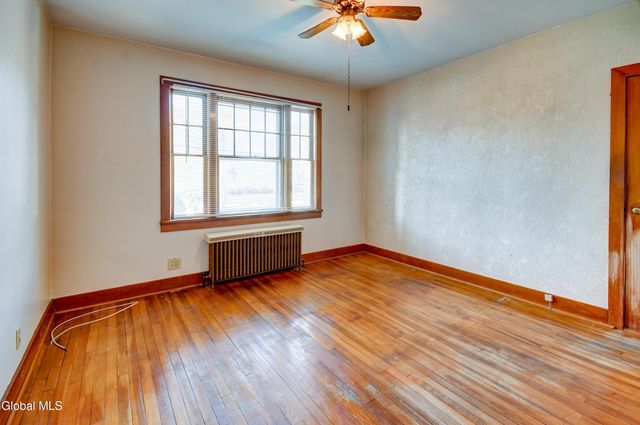 1401 Midline Road, Amsterdam, NY 12010