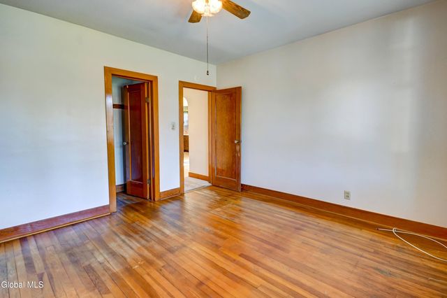 1401 Midline Road, Amsterdam, NY 12010