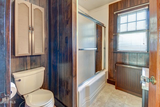 1401 Midline Road, Amsterdam, NY 12010