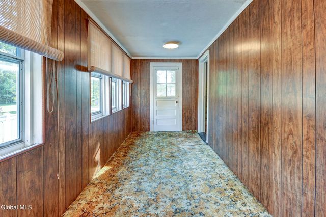 1401 Midline Road, Amsterdam, NY 12010