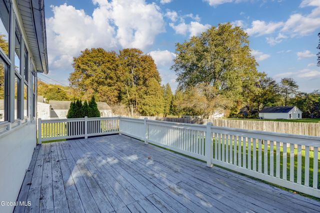 1401 Midline Road, Amsterdam, NY 12010