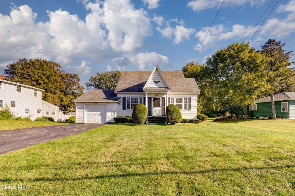 1401 Midline Road, Amsterdam, NY 12010