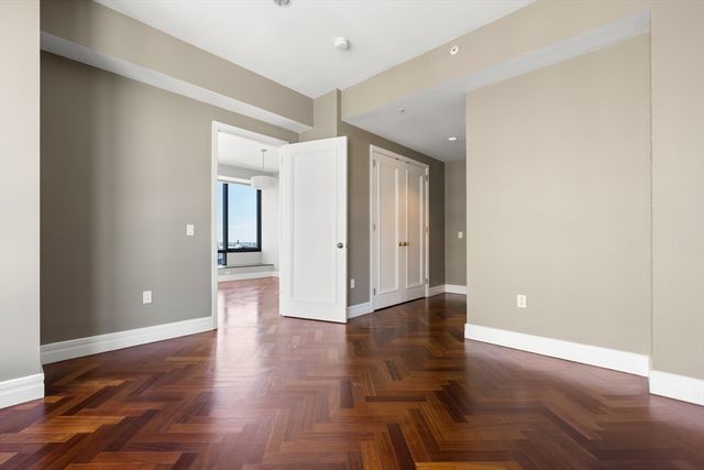 2 Avery Street 19G, Boston, MA 02111