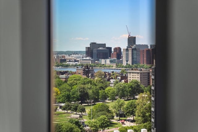 2 Avery Street 19G, Boston, MA 02111