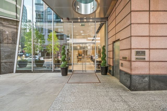 2 Avery Street 19G, Boston, MA 02111