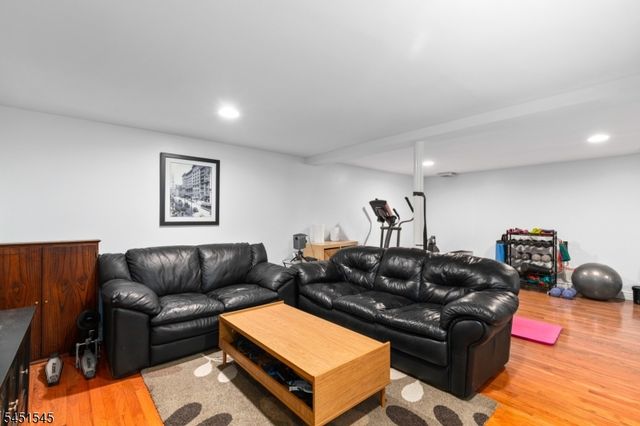 16 Madison Ave, Hasbrouck Heights Boro, NJ 07604