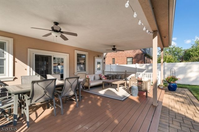 16 Madison Ave, Hasbrouck Heights Boro, NJ 07604