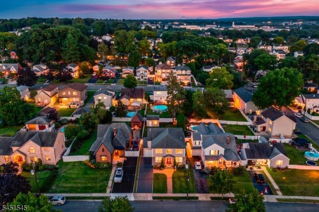 16 Madison Ave, Hasbrouck Heights Boro, NJ 07604