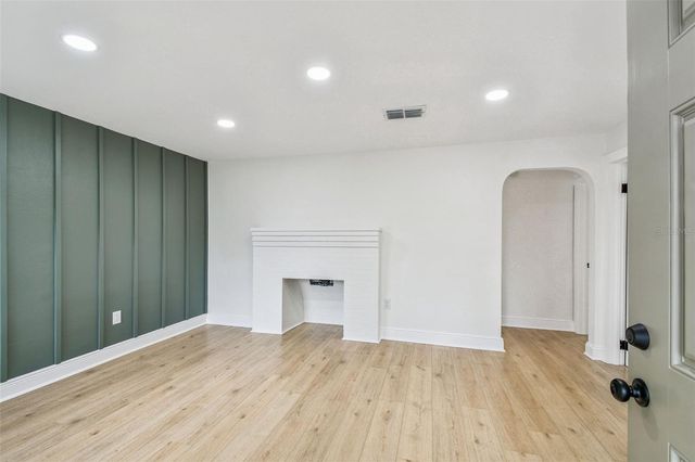 2302 W IDLEWILD AVENUE, Tampa, FL 33603