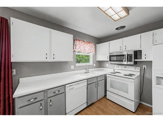 1406 Cottonwood St, Broomfield, CO 80020