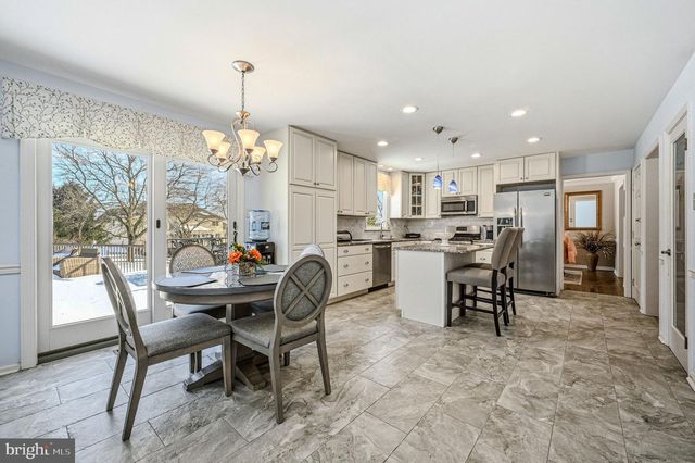 10 AUSPICE CIR, Newark, DE 19711