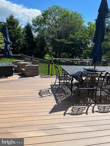 10 AUSPICE CIR, Newark, DE 19711