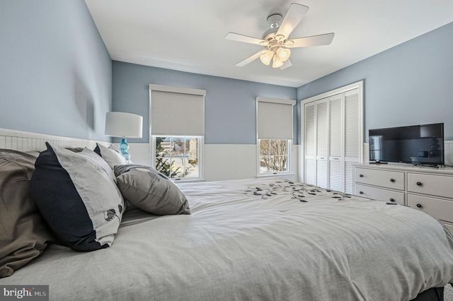 10 AUSPICE CIR, Newark, DE 19711