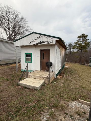 20245 Friendship Drive, Raymondville, MO 65555