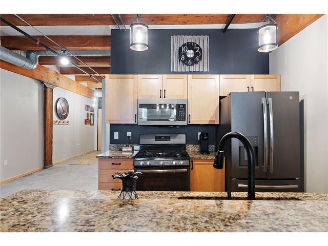 406 Wacouta Street 505, Saint Paul, MN 55101