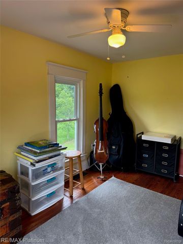 10989 N Latson Road, Deerfield Township, MI 48855