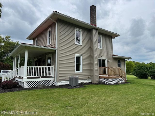 10989 N Latson Road, Deerfield Township, MI 48855