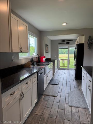 10989 N Latson Road, Deerfield Township, MI 48855