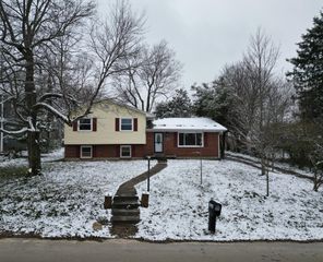 3254 Bracktown Road, Lexington, KY 40511