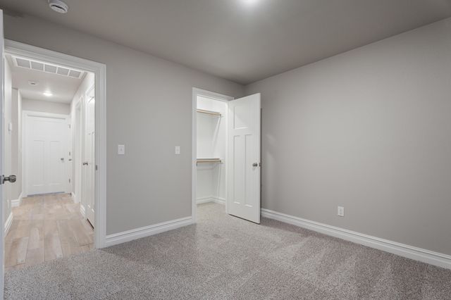 1129 Center Court Circle, Grove, OK 74344