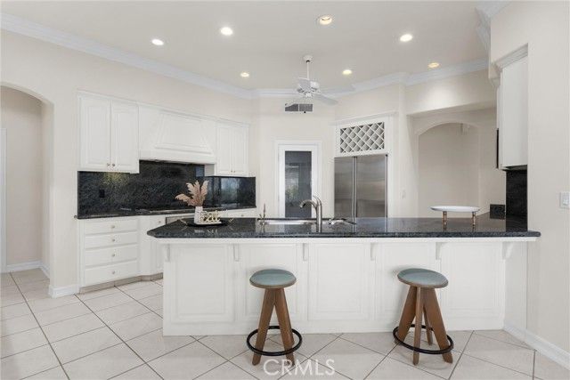 1904 Wedgemont Place, Bakersfield, CA 93311